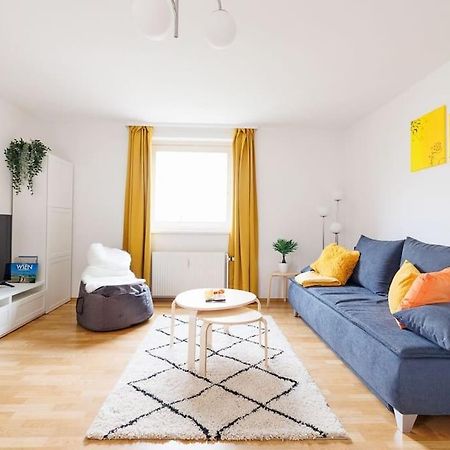 New! Cozy & Lovely Home In The 3Rd District Вена Экстерьер фото